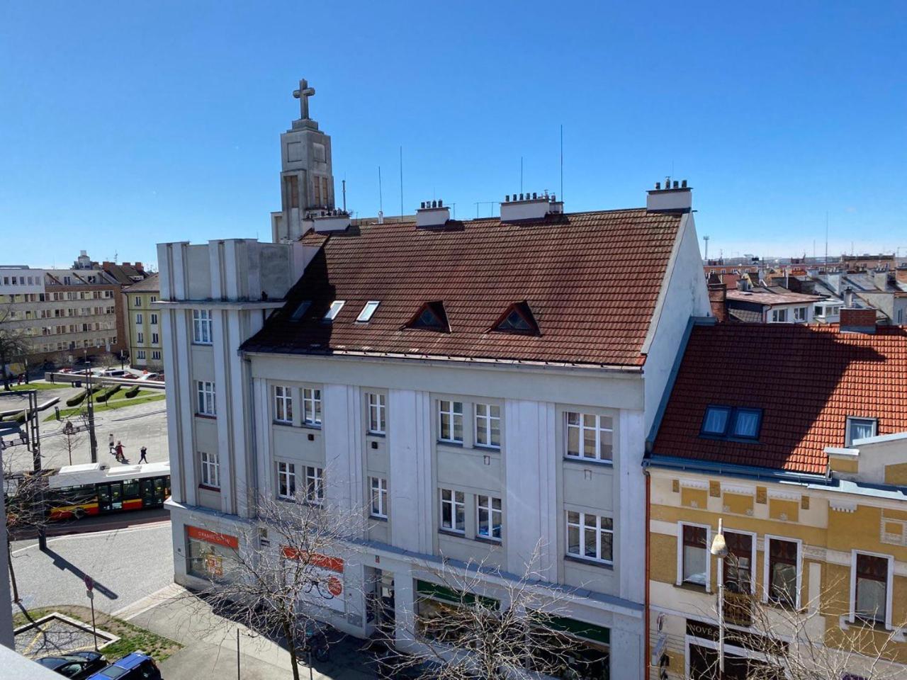 Appartamento Perla Hradce Hradec Králové Esterno foto